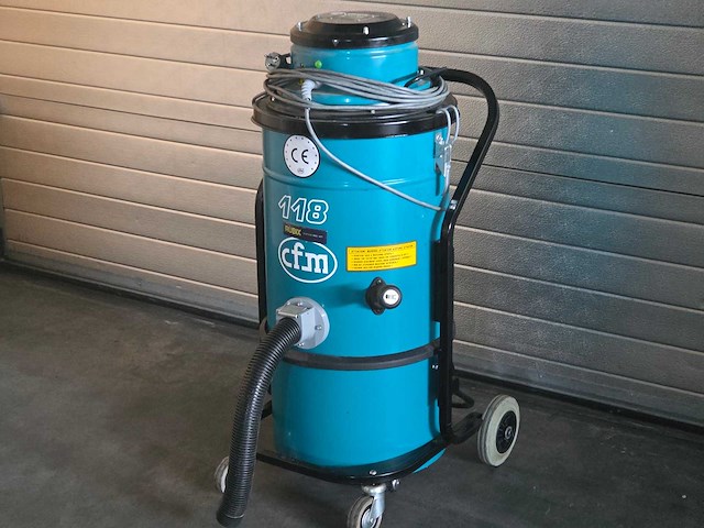 Cfm - 2005 - 118 - industriële stofzuiger - afbeelding 2 van  6
