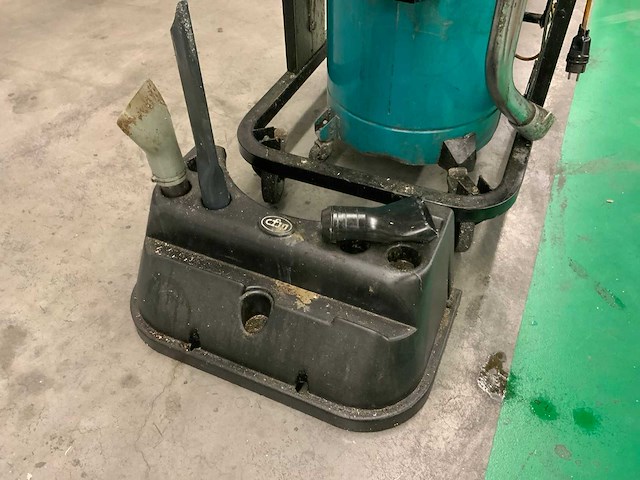 Cfm 137/100 lindustriële stofzuiger - afbeelding 2 van  11