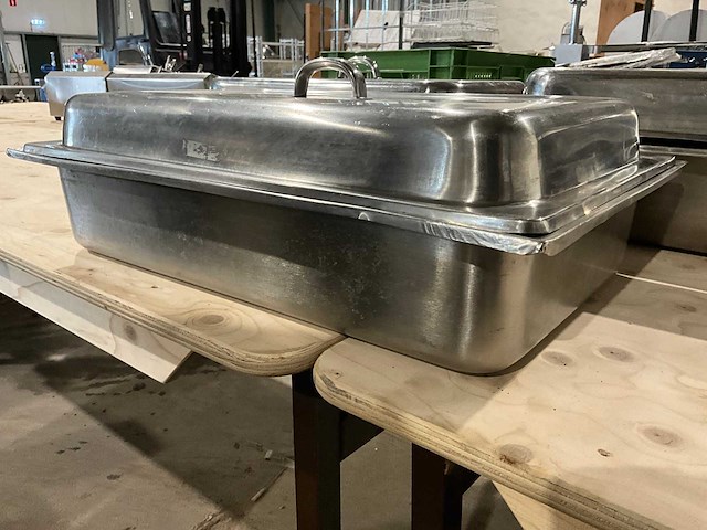 Chafingdishbak met deksel (3x) - afbeelding 2 van  4