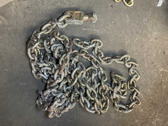 Chain - afbeelding 1 van  2