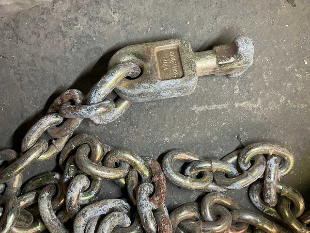 Chain - afbeelding 2 van  2