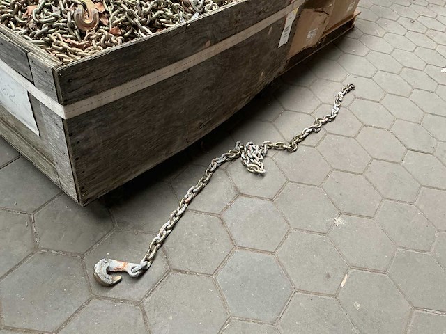 Chains (2x) - afbeelding 1 van  3