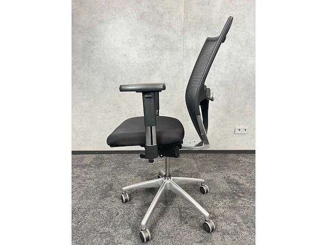 Chairsupply - ergonomische bureaustoel - afbeelding 10 van  11