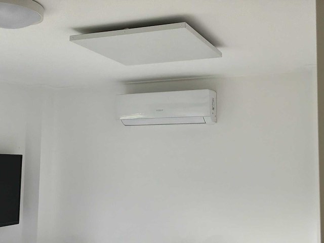 Chalet / tuinhuis - afbeelding 11 van  20