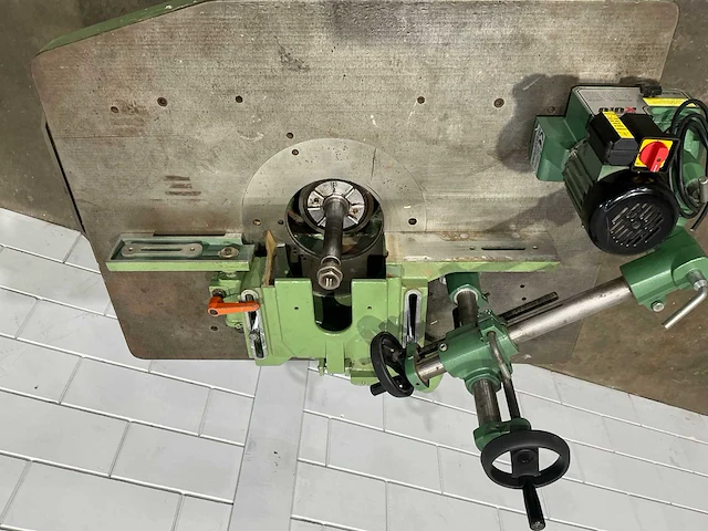 Chambon - diverse freesmachine - afbeelding 16 van  30