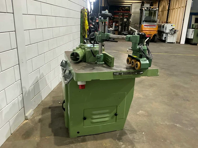 Chambon - diverse freesmachine - afbeelding 11 van  30
