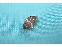 Champagne gekleurde marquise diamant 0.49 carat gecertificeerd - afbeelding 3 van  4