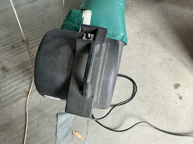 Champagnefles xxl 850cm opblaasbaar - afbeelding 2 van  12