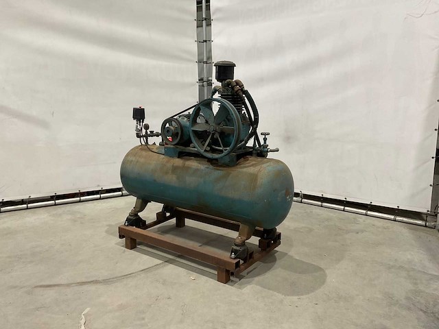 Champion - luchtcompressor - afbeelding 9 van  9