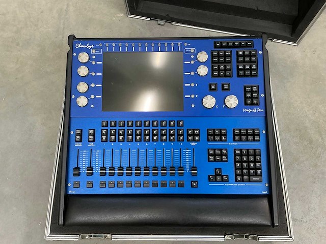 Chamsys magic q mq100 pro console lichtmengtafel - afbeelding 2 van  4