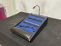 Chamsys magicq lichtmengtafel - afbeelding 1 van  4