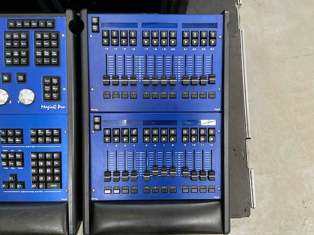 Chamsys magicq mq100 pro console lichtmengtafel - afbeelding 4 van  6
