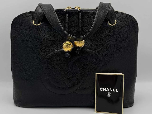 Chanel - caviar ball tote - handtas - op echtheid geconroleerd - designer - afbeelding 1 van  4