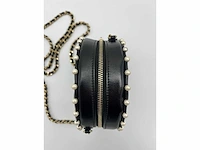 Chanel - round lambskin bag with pearls - handtas - op echtheid geconroleerd - designer - afbeelding 9 van  11
