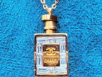 Chanel goldplated 'cc monogram' collier - inclusief doos - afbeelding 1 van  6