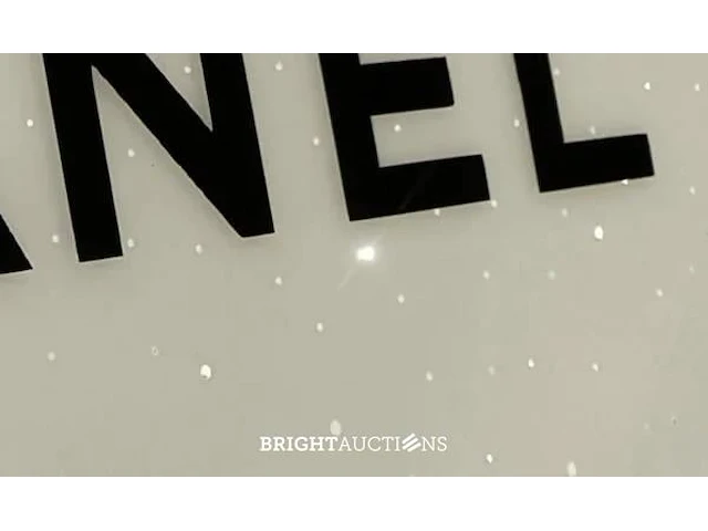 Chanel logo lichtbak | rond | 28 cm - afbeelding 4 van  4