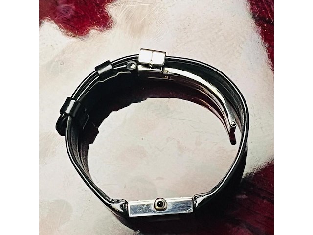 Chanel matelasse dameshorloge - inclusief doos - afbeelding 3 van  15