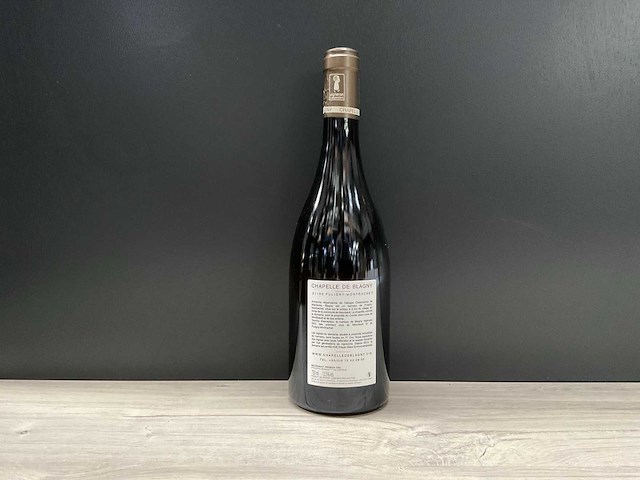 Chapelle de blagny meursault 1er cru ravelles 2019 - afbeelding 2 van  3