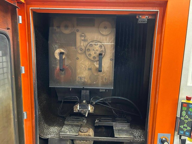 Charmilles - robofil 190 - draadvonk- en erodeermachine - afbeelding 6 van  16