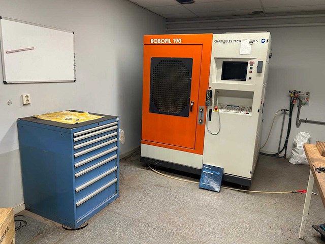 Charmilles - robofil 190 - draadvonk- en erodeermachine - afbeelding 1 van  16