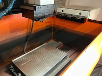 Charmilles - roboform 20 - die sinking edm machine - 1998 - afbeelding 8 van  13