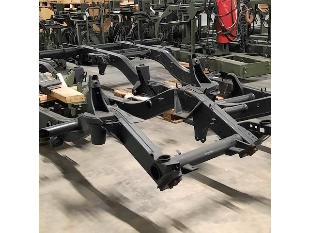 Chassis mercedes-benz - afbeelding 2 van  8