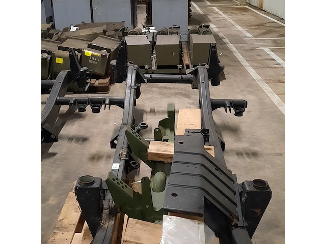 Chassis mercedes-benz - afbeelding 8 van  8