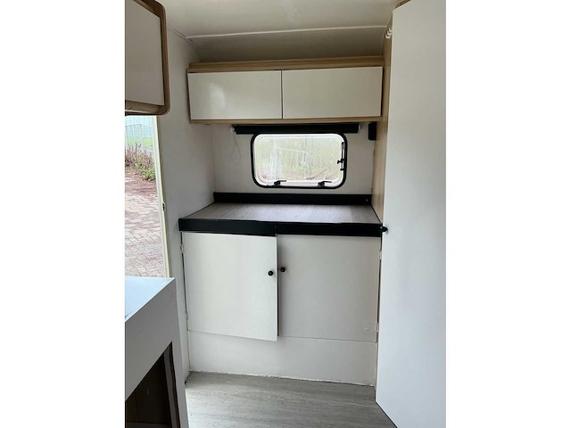 Chateau la car 380 caravan - afbeelding 4 van  12