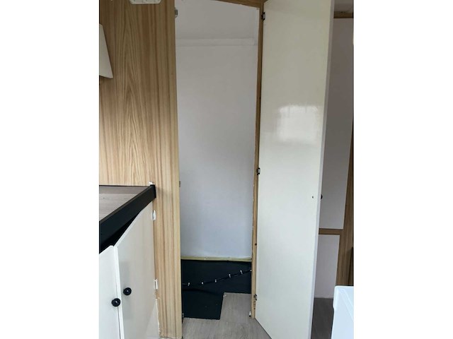 Chateau la car 380 caravan - afbeelding 6 van  12