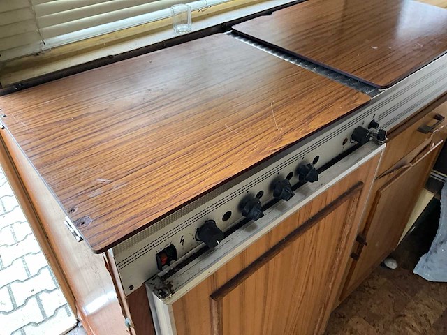 Chateau victory 475 caravan - afbeelding 8 van  21