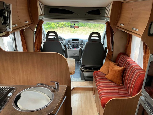 Chausson flash08m10 fiat ducato camper - afbeelding 18 van  39