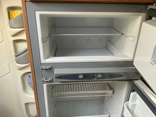 Chausson flash08m10 fiat ducato camper - afbeelding 29 van  39