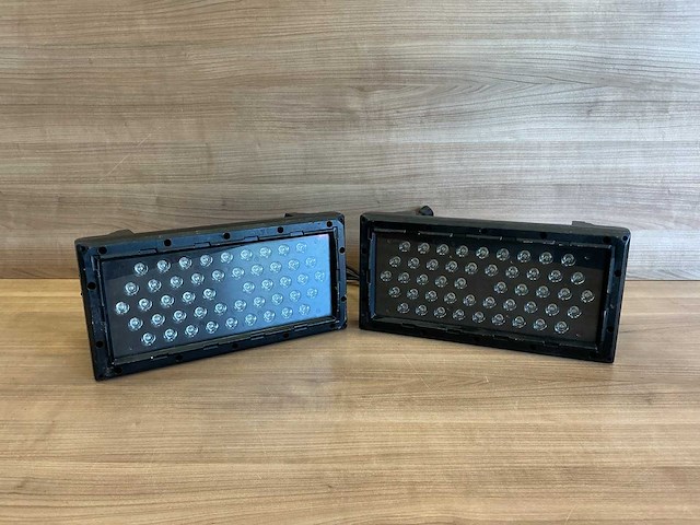 Chauvet colorado panel outdoor wash light (2x) - afbeelding 1 van  11