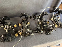 Chauvet omega brackets with trigger clamps and safety (6x) - afbeelding 1 van  1