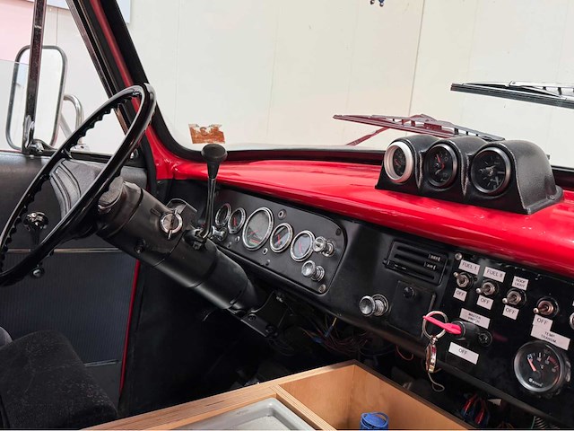 Checker - 4 dr sw - oldtimer - v8 - 1972 - afbeelding 6 van  38