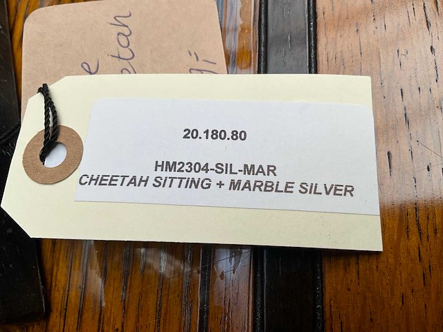 Cheetah sitting statue - afbeelding 4 van  4