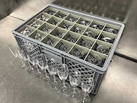Chef & sommelier - cabernet tulip - glazenkrat met 24 champagneglazen (4x) - afbeelding 11 van  11