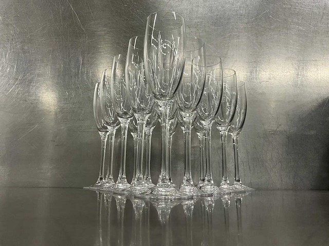 Chef & sommelier - cabernet tulip - glazenkrat met 24 champagneglazen (4x) - afbeelding 7 van  11