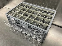 Chef & sommelier - cabernet tulip - glazenkrat met 24 champagneglazen (5x) - afbeelding 3 van  11