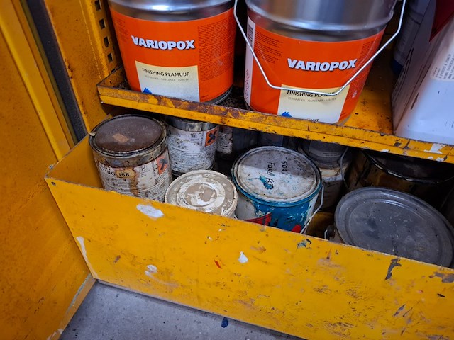 Chemicalienkast met inhoud polifer - afbeelding 8 van  17