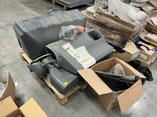 Chemischtoilet - afbeelding 1 van  5