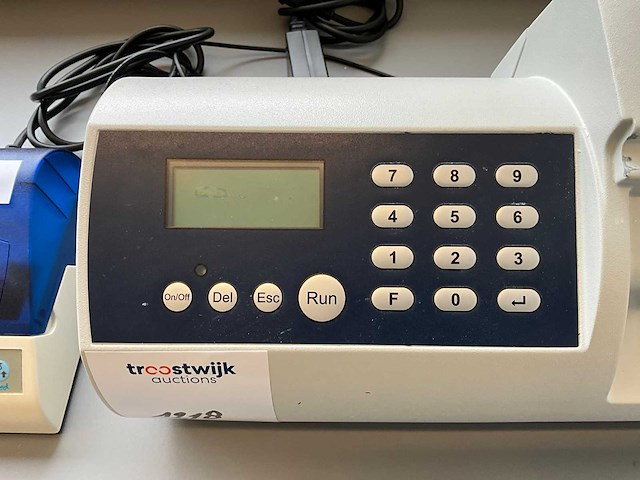Chemometec nucleocounter geautomatiseerde celteller met printer - afbeelding 4 van  6