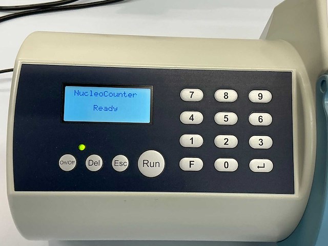 Chemometec nucleocounter geautomatiseerde celteller - afbeelding 5 van  9