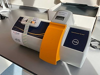 Chemometec nucleocounter nc-200 geautomatiseerde celteller met laptopstandaard
