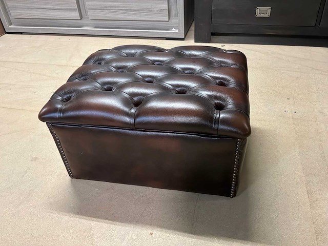 Chester poef - afbeelding 4 van  8