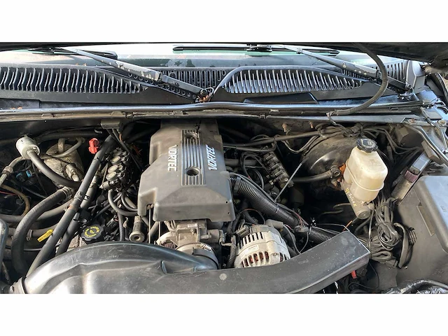 Chevrolet - - 1500 - - personenauto - afbeelding 13 van  16