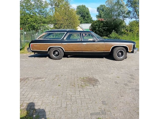 Chevrolet - 1976 - caprice estate - - personenauto - afbeelding 13 van  16