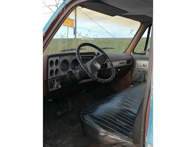 Chevrolet - 1980 - silverado - c20 - personenauto - afbeelding 2 van  18