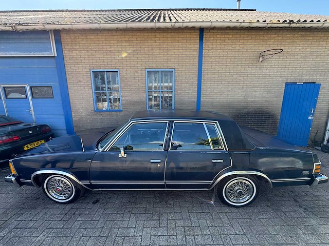 Chevrolet - 1981 - malibu nz-939-b - afbeelding 11 van  18