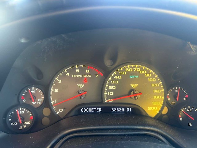 Chevrolet - 1998 - corvette c5 - 5.7 convertible a - personenauto - afbeelding 2 van  24